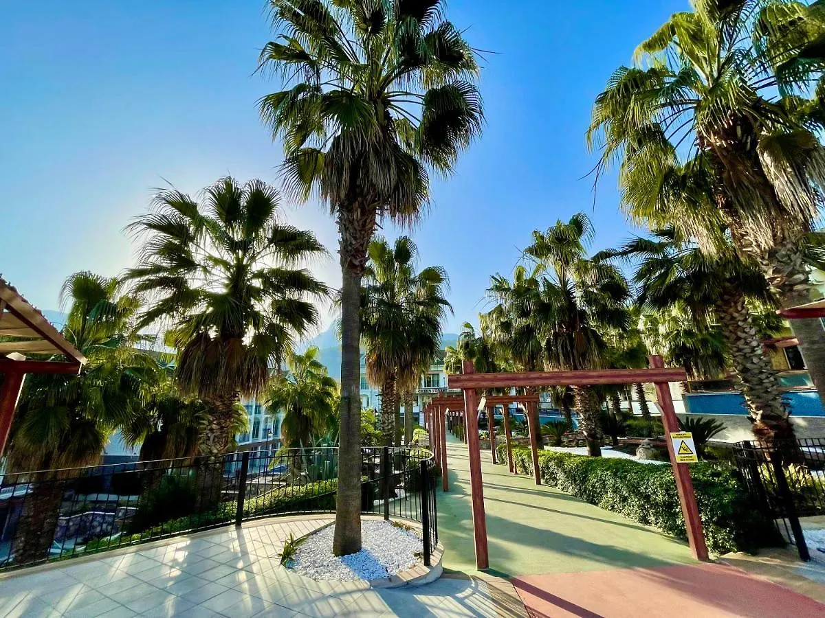 Green Forest Holiday Village Олудениз