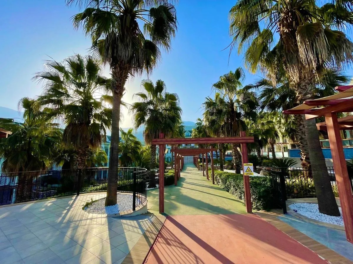 Green Forest Holiday Village Олудениз Отель
