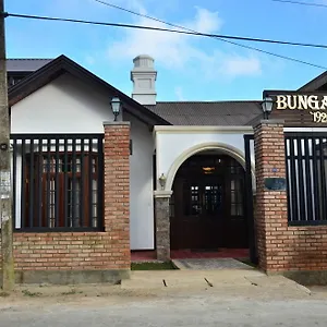 https://bungalow-1926.kandyhotelsnow.com